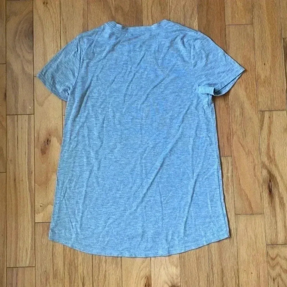 Disney Parks “I 🥨 Mickey” Shirt - Picture 3 of 3